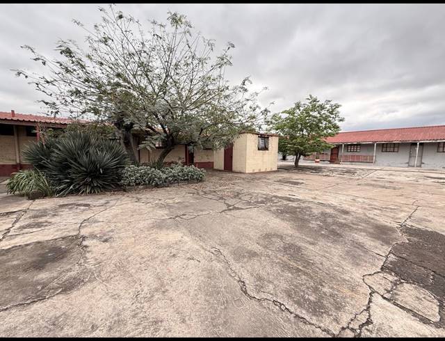 13,262M² INDUSTRIAL YARD FOR SALE IN AIRPORT INDUSTRIAL